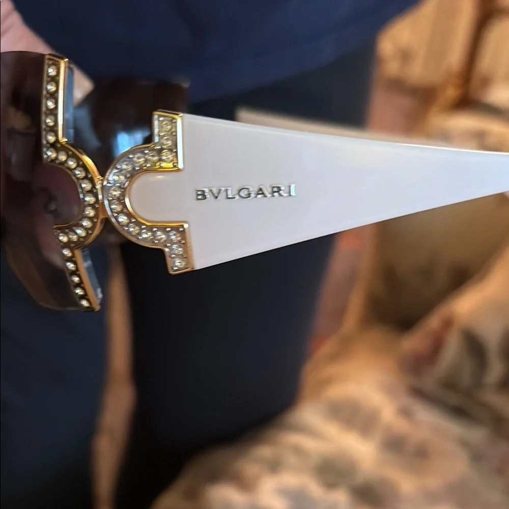 Bulgari Black and White Sunglasses Modern Accessories Swarofski crystals - Picture 7 of 7